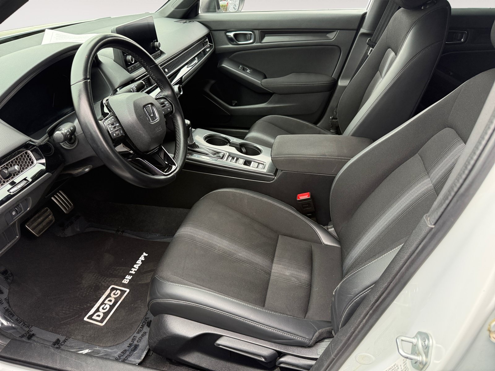 Used 2022 White Honda Sport image 10