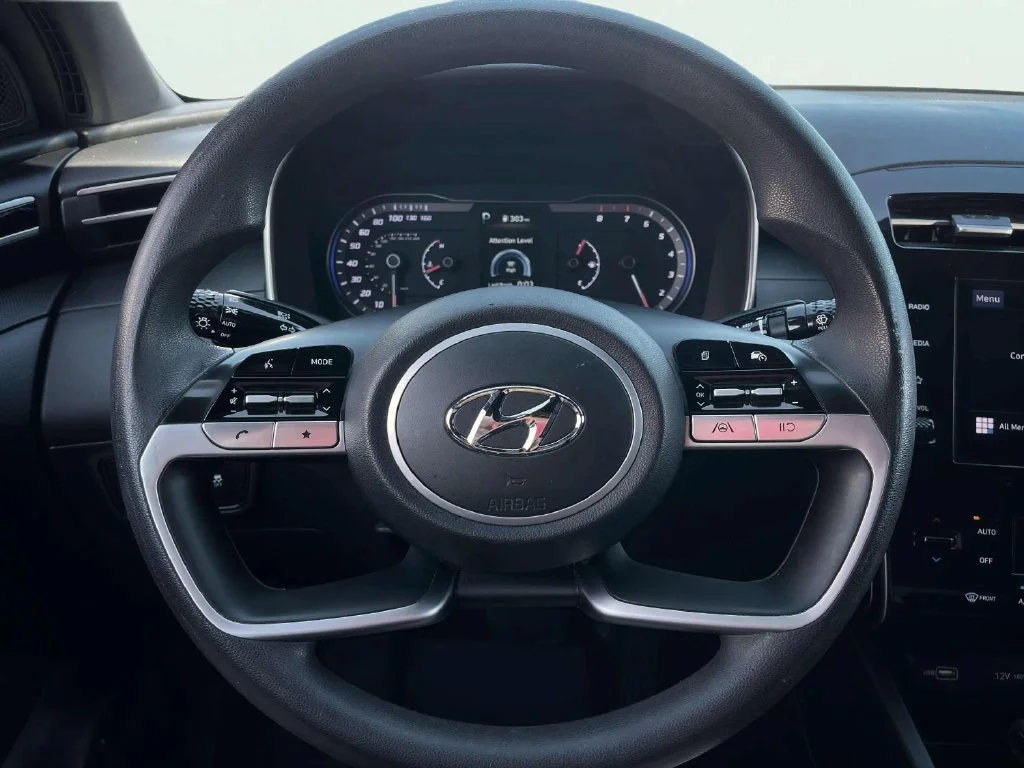 Used 2024 California Sand Hyundai SEL image 17