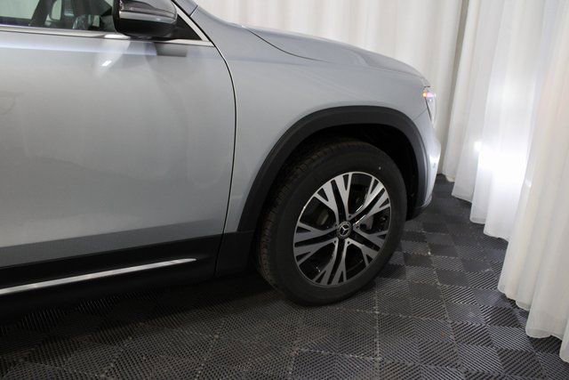 New 2026 Cirrus Silver Metallic Mercedes-Benz GLB 250 image 47