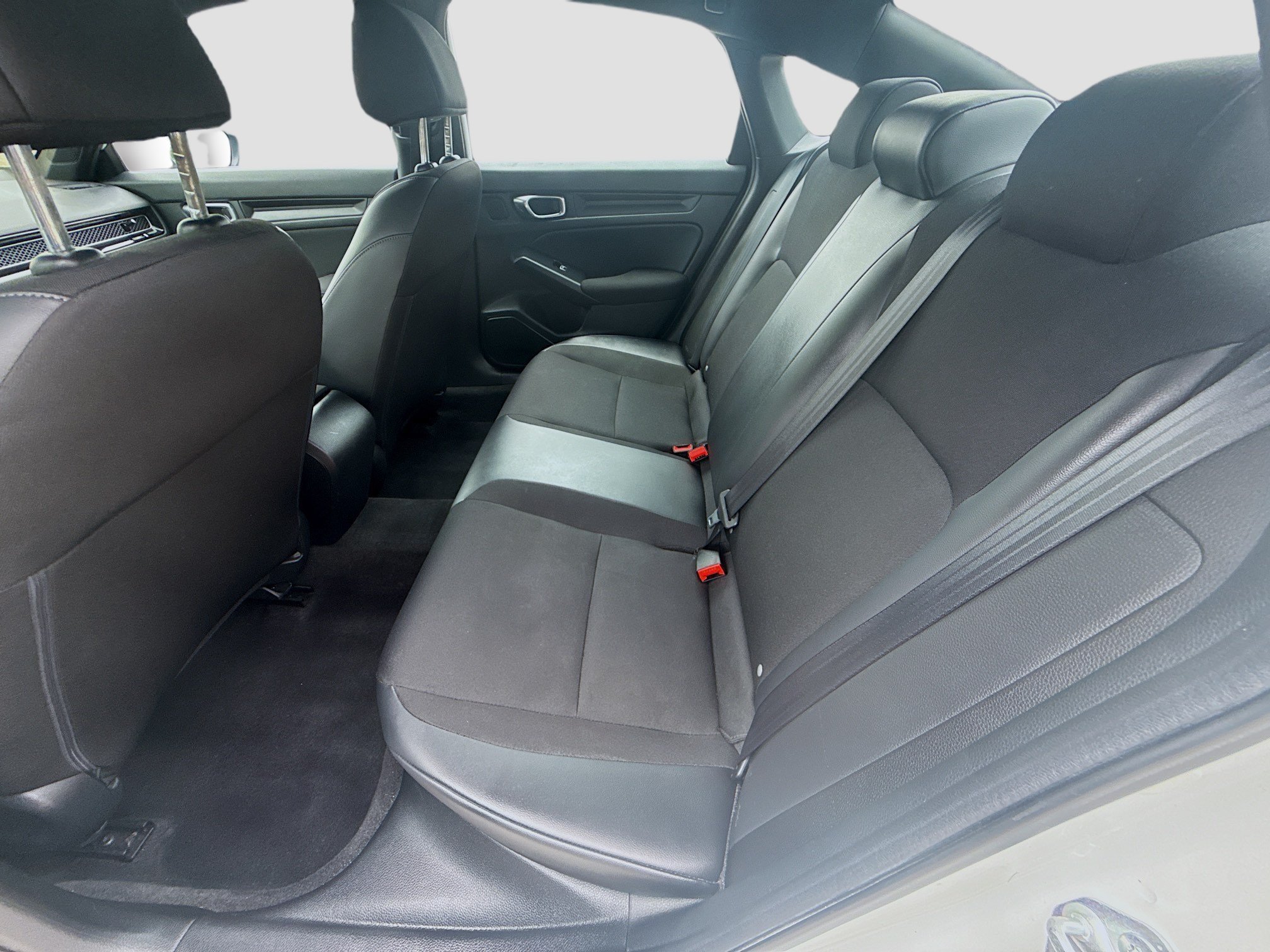 Used 2024 Platinum White Pearl Honda Sport image 21