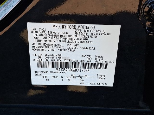 Used 2021 Shadow Black Ford SE image 26