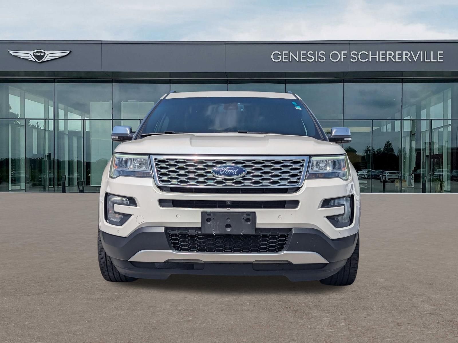 Used 2017 White Ford Platinum image 3