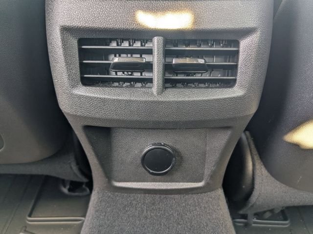 Used 2025 Black Cadillac Sport image 18