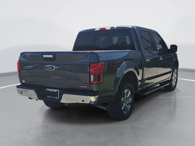 Used 2018 Gray Ford XLT image 3