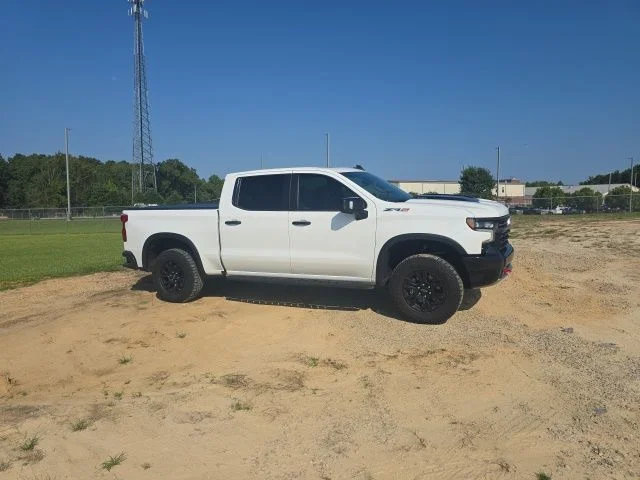 Used 2023 White Chevrolet ZR2 image 12