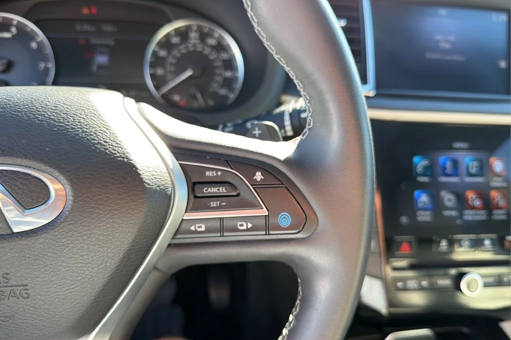 Used 2023 Blue INFINITI LUXE image 22