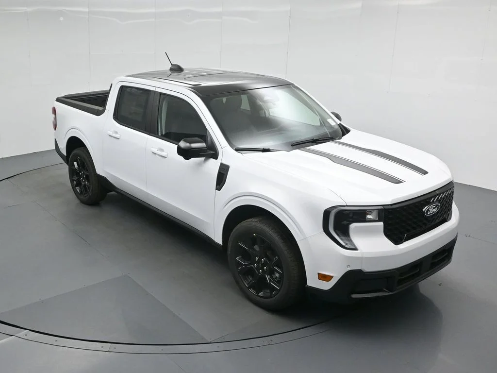 New 2026 White Ford Lariat image 38