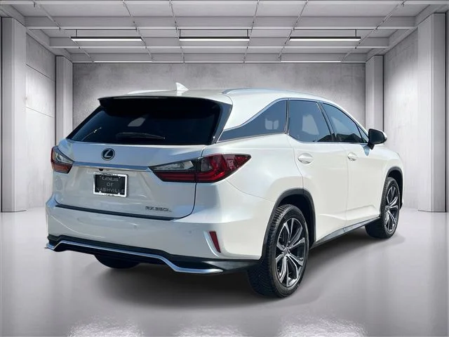 Used 2018 White Lexus 350L image 3