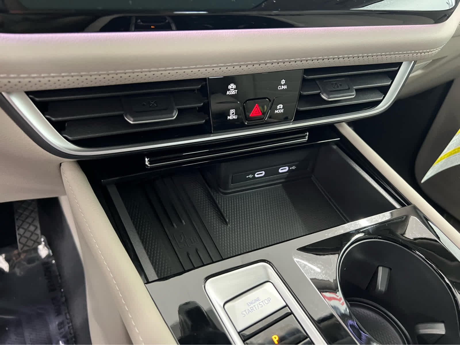 2026 Volkswagen Atlas SEL - Photo 17