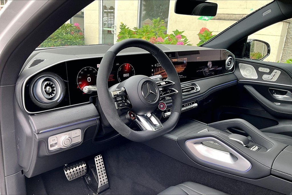 New 2027 MANUFAKTUR Moonlight White Metallic Mercedes-Benz GLE 53e AMG® image 20
