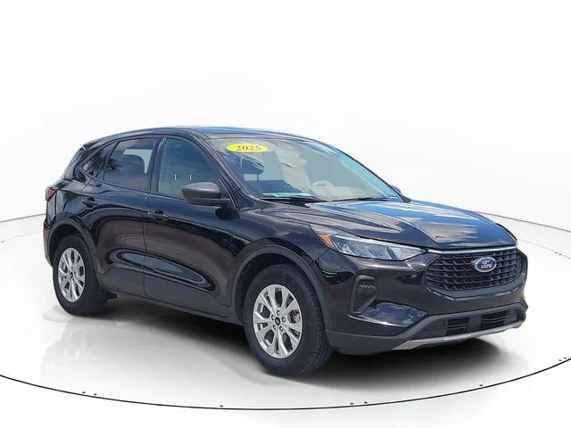 Used 2025 Black Ford Active image 3