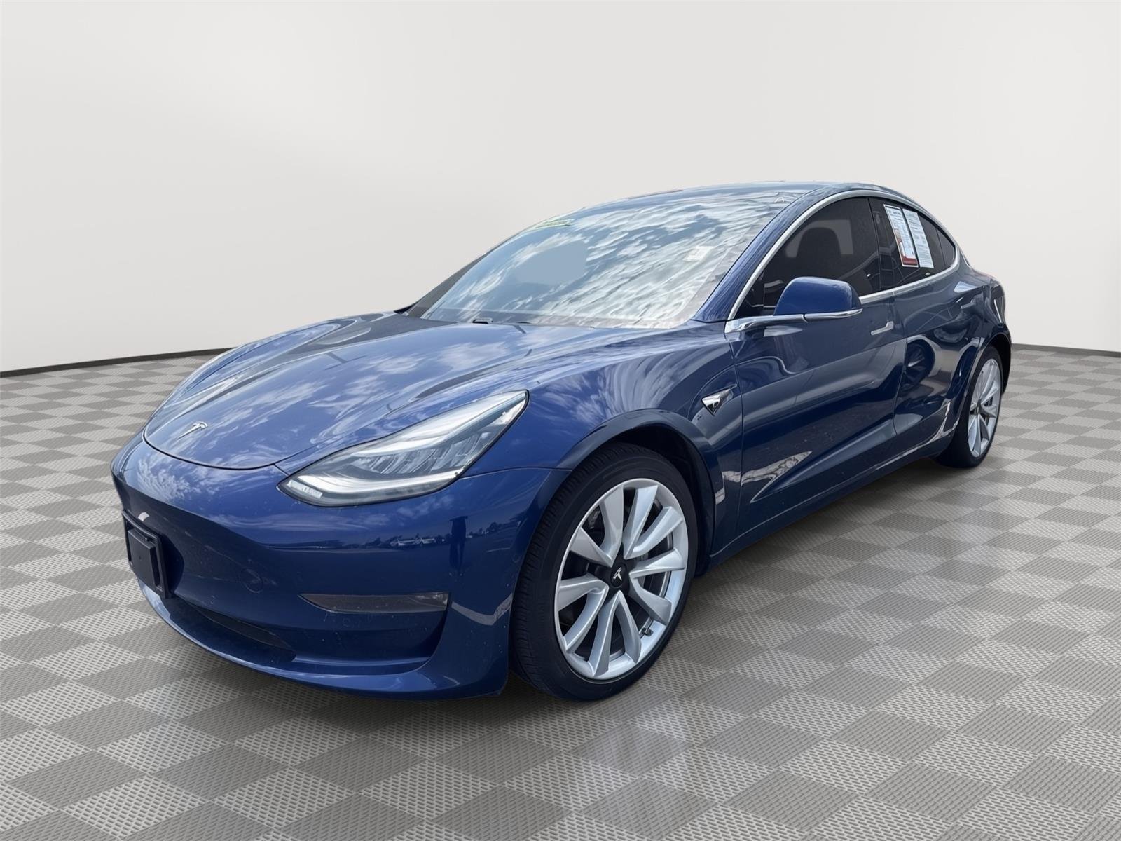 Used 2020 Deep Blue Metallic Tesla Long Range image 8
