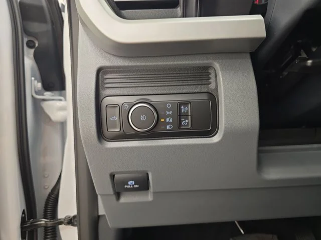 New 2026 Oxford White Ford F-250® XL image 37