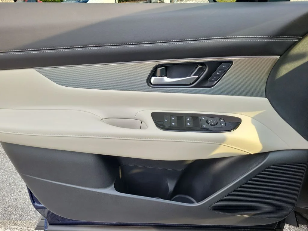 New 2026 Blue Nissan SL image 22