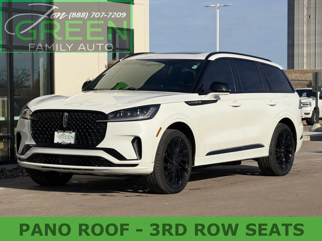 2025 Lincoln Aviator Reserve AWD's photo
