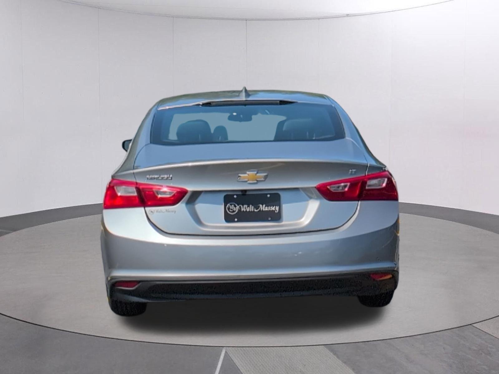 Used 2023 Sterling Gray Metallic Chevrolet LT image 5