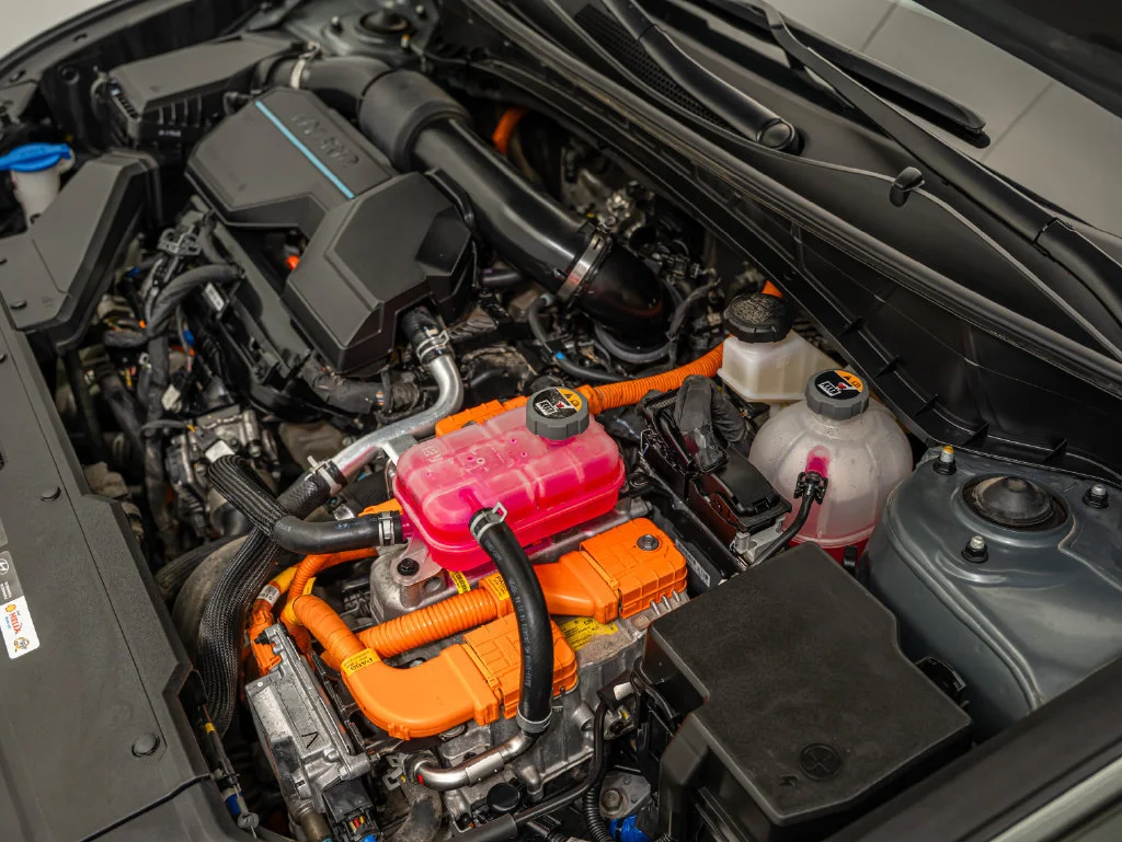 Used 2024 Amazon Gray Hyundai Limited image 50