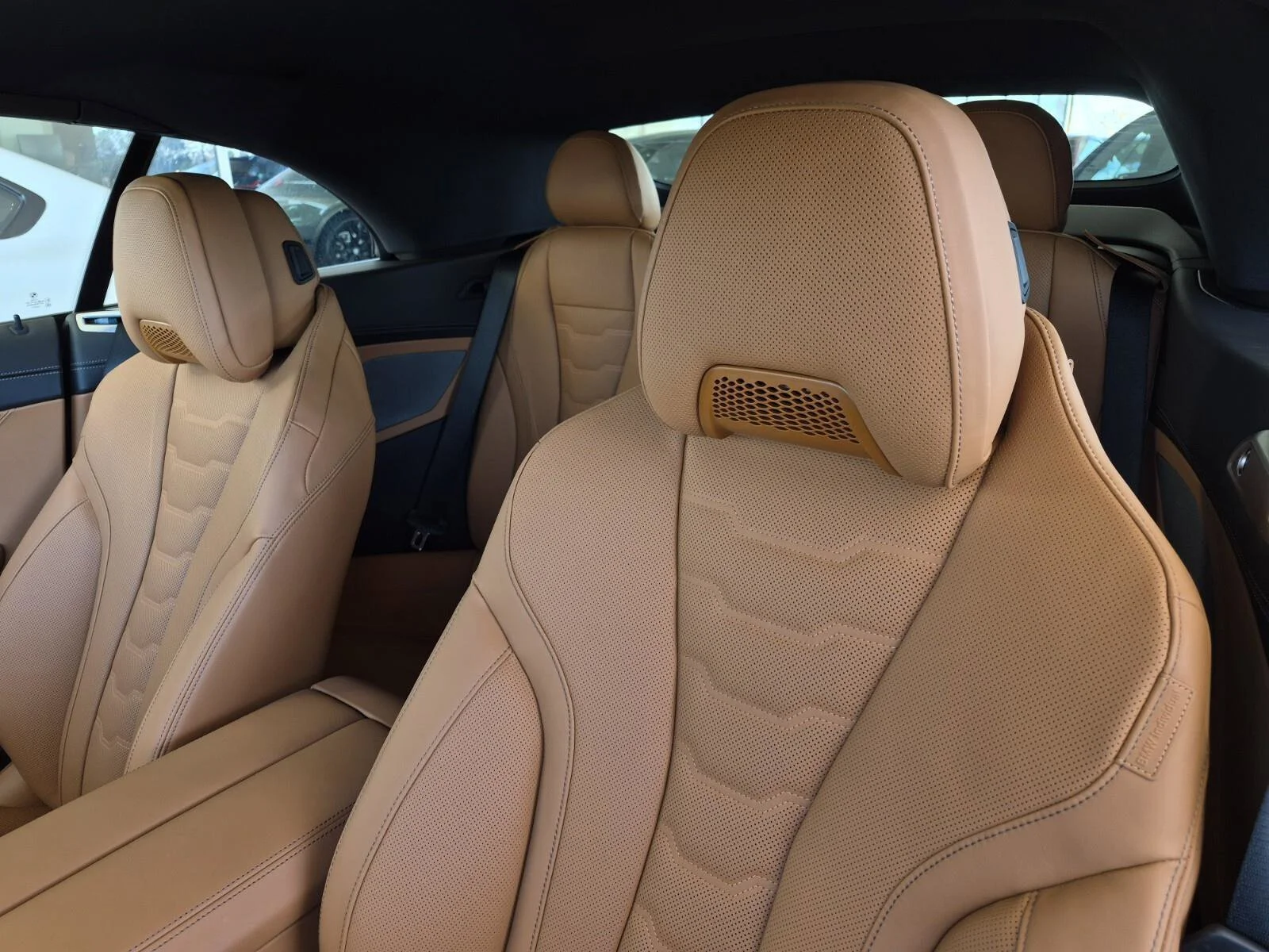 2026 BMW 8 Series 840i - Photo 28