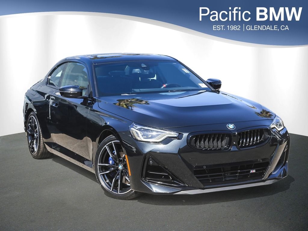2025 BMW 2 Series M240i Coupe's photo