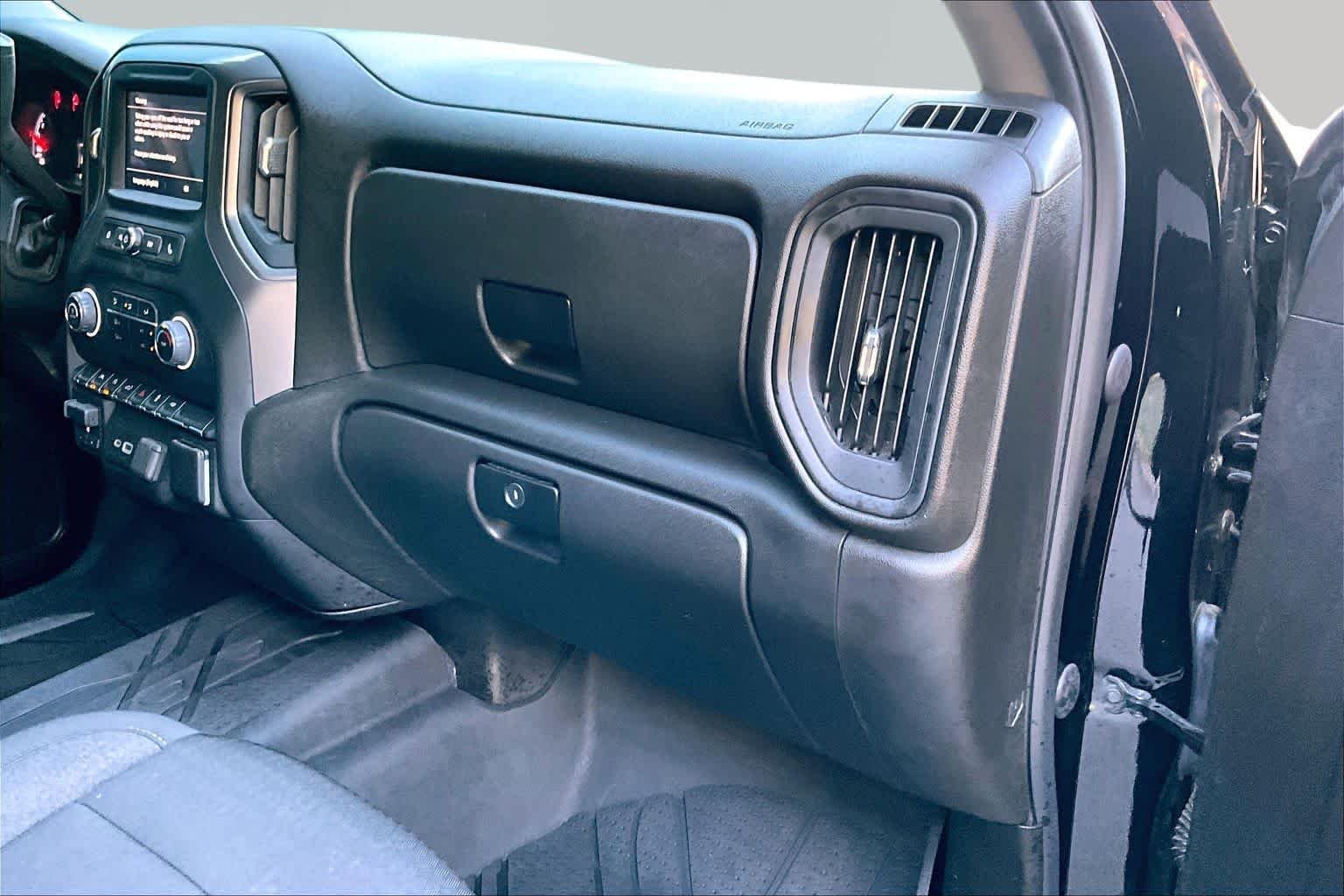 Used 2023 Black Chevrolet Custom image 19