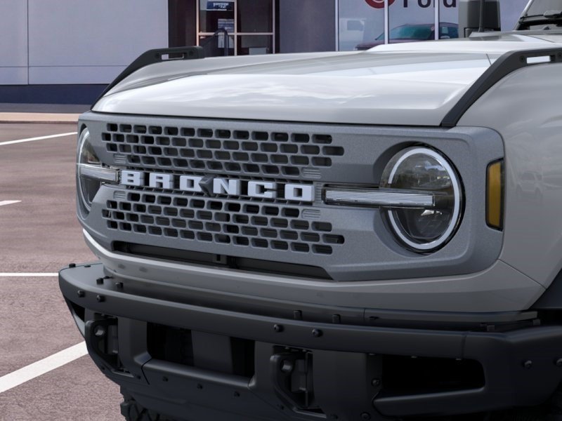 New 2026 Avalanche Gray Ford Badlands image 20