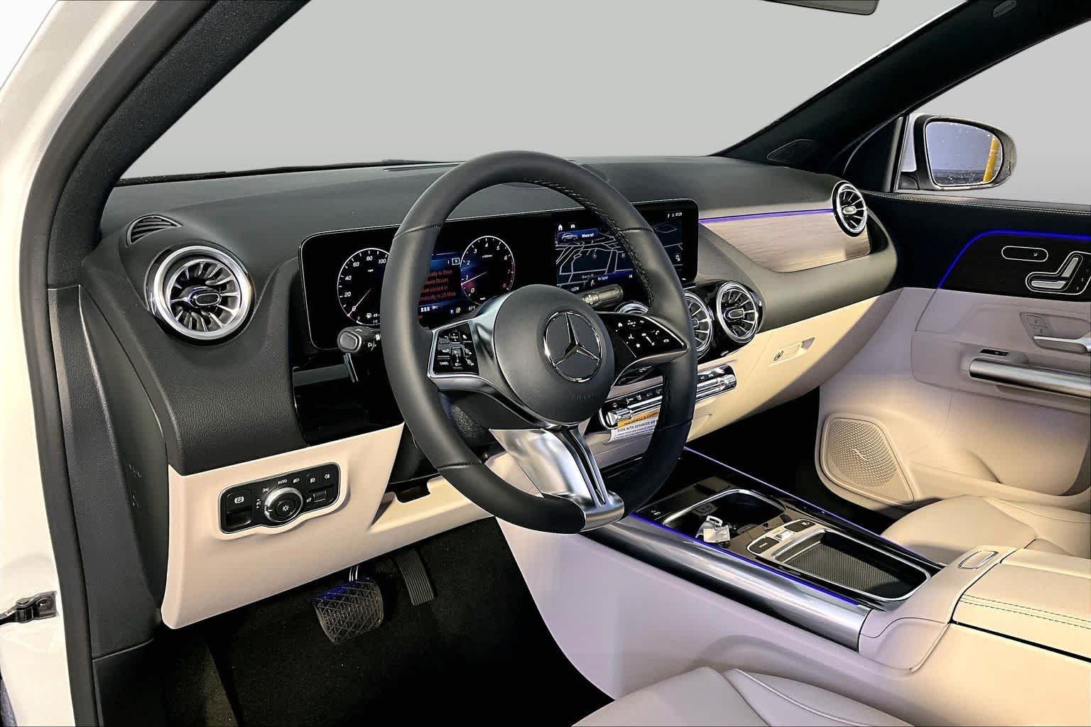 New 2026 Polar White Mercedes-Benz GLA 250 image 9