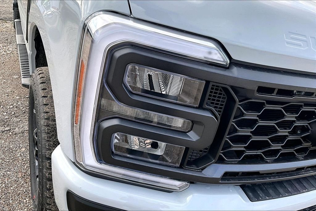 New 2026 Ford Super Duty F-250 XL 4D Crew Cab