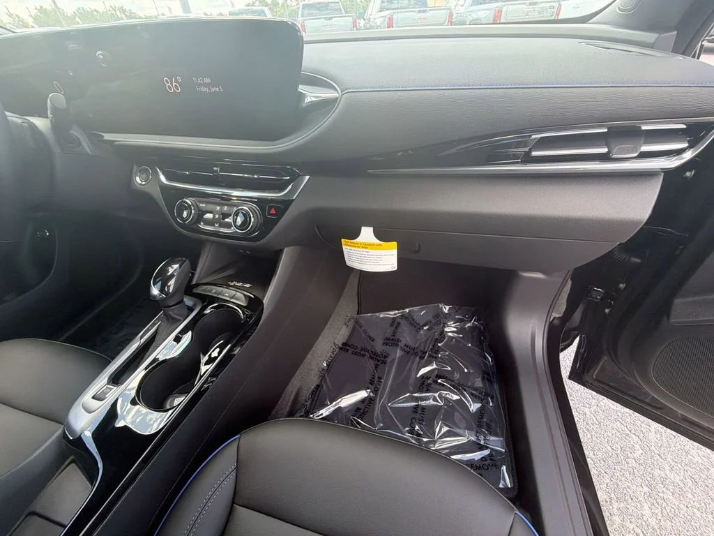 2026 Buick Envista Sport Touring - Photo 32