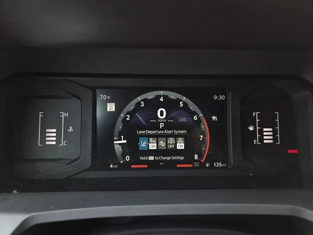 2026 Toyota Tacoma SR5 - Photo 17