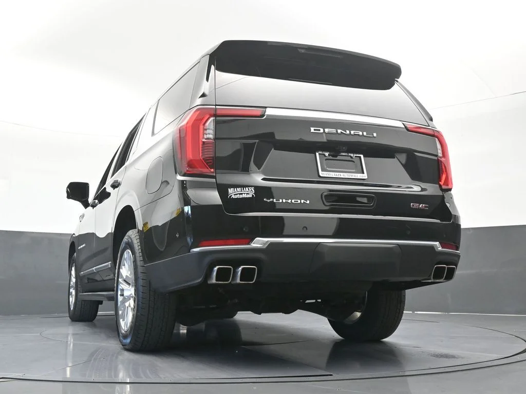 2025 GMC Yukon Denali - Photo 65