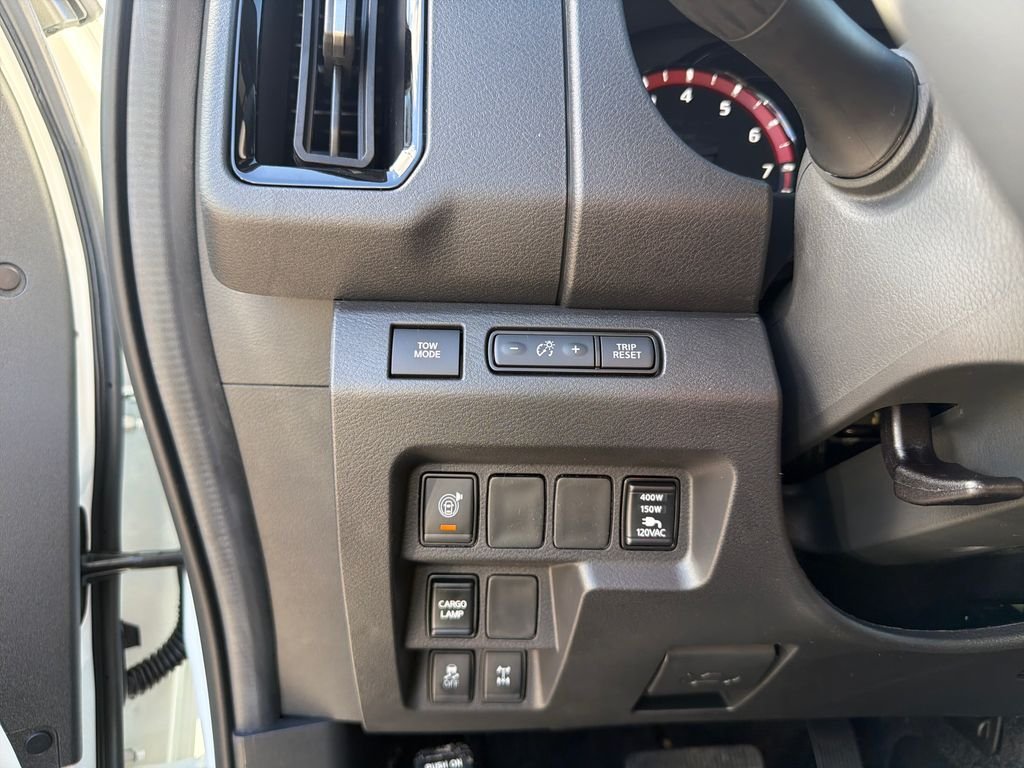 New 2026 White Nissan PRO-4X image 31