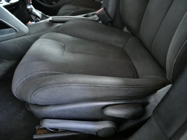 Used 2013 Gray Dodge SXT image 15