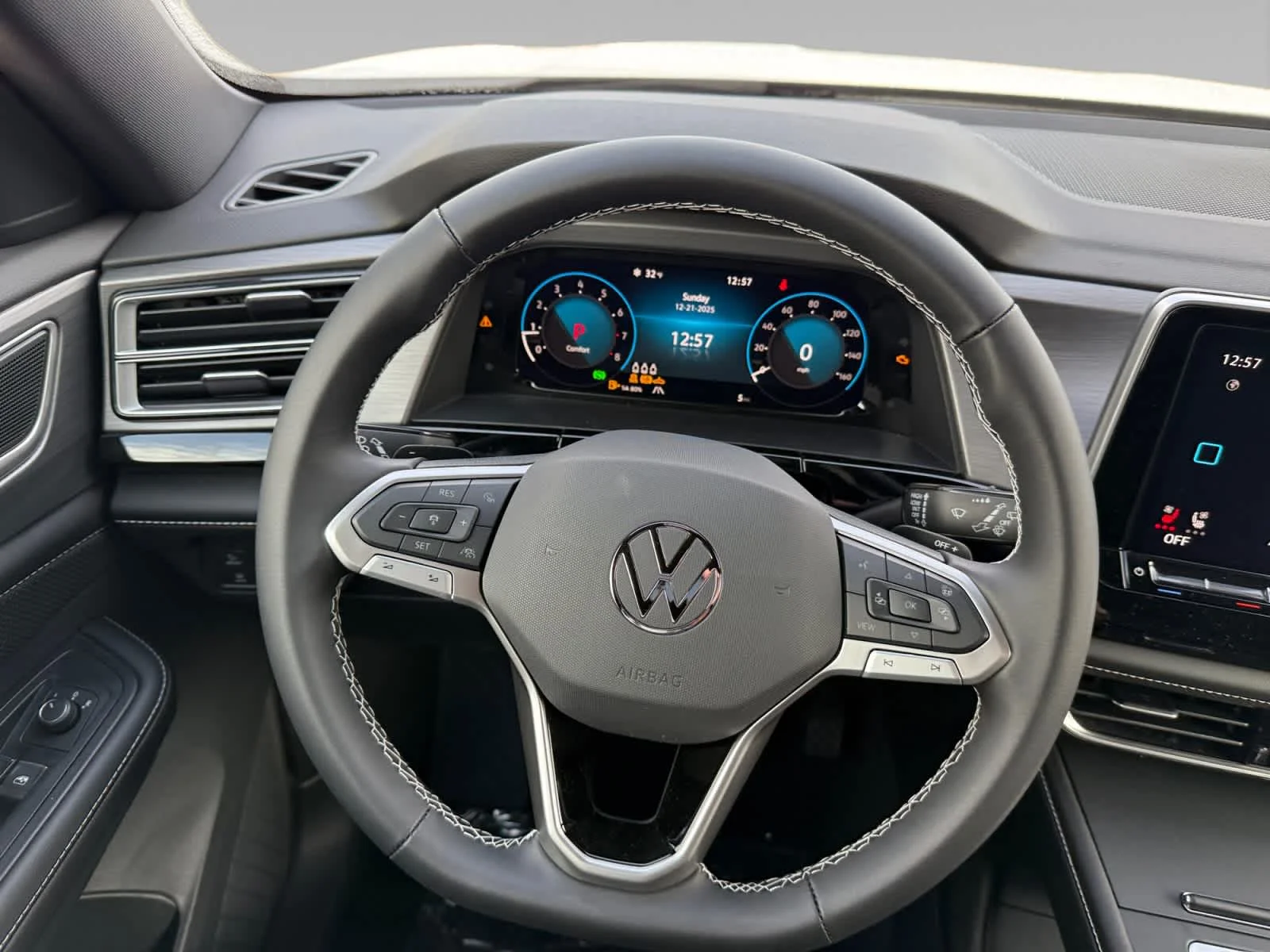 2026 Volkswagen Atlas Cross Sport SE - Photo 12