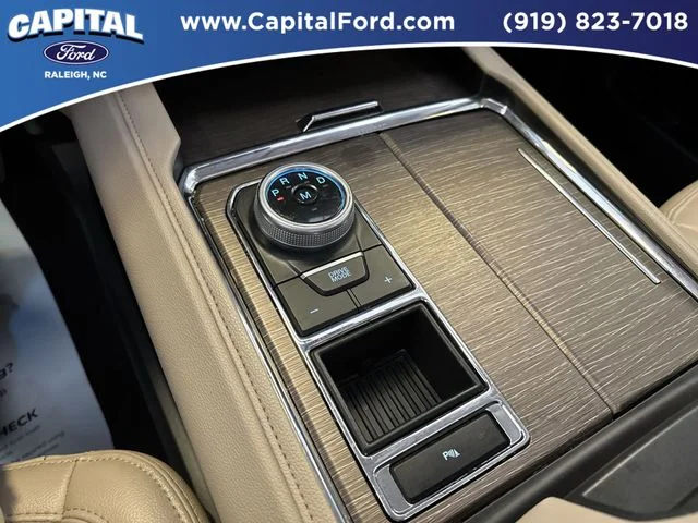 Used 2024 Silver Ford Limited image 28