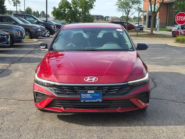 Certified Used 2025 Red Hyundai SEL Sport image 2