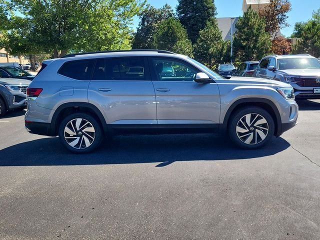 New 2026 Silver Volkswagen SE w/Technology image 9