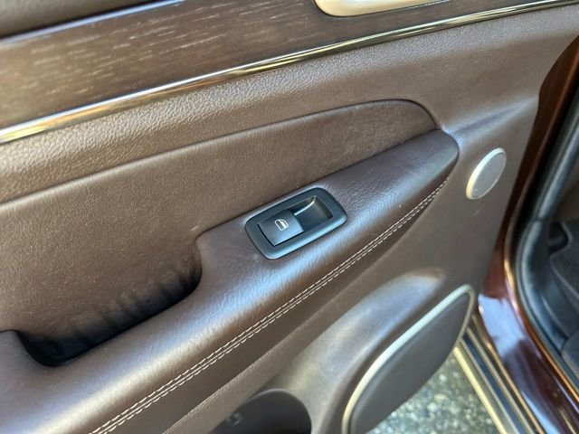 Used 2014 Deep Auburn Pearlcoat Jeep Summit image 15