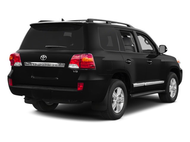 Used 2014 Silver Toyota  image 2