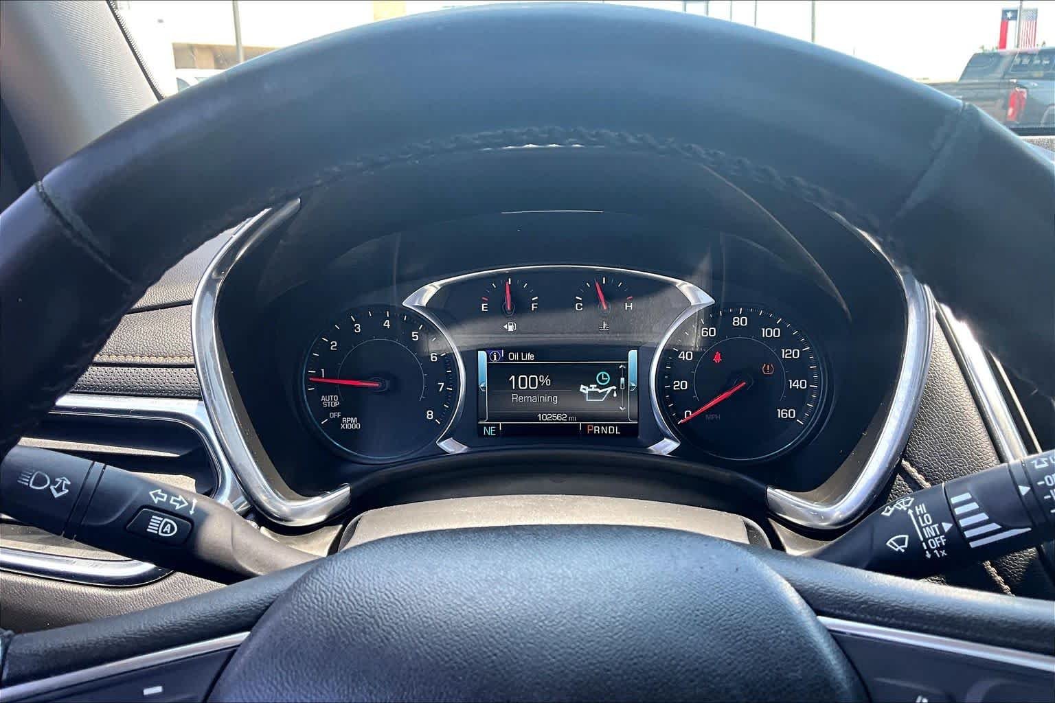 Used 2018 Silver Ice Metallic Chevrolet Premier image 26
