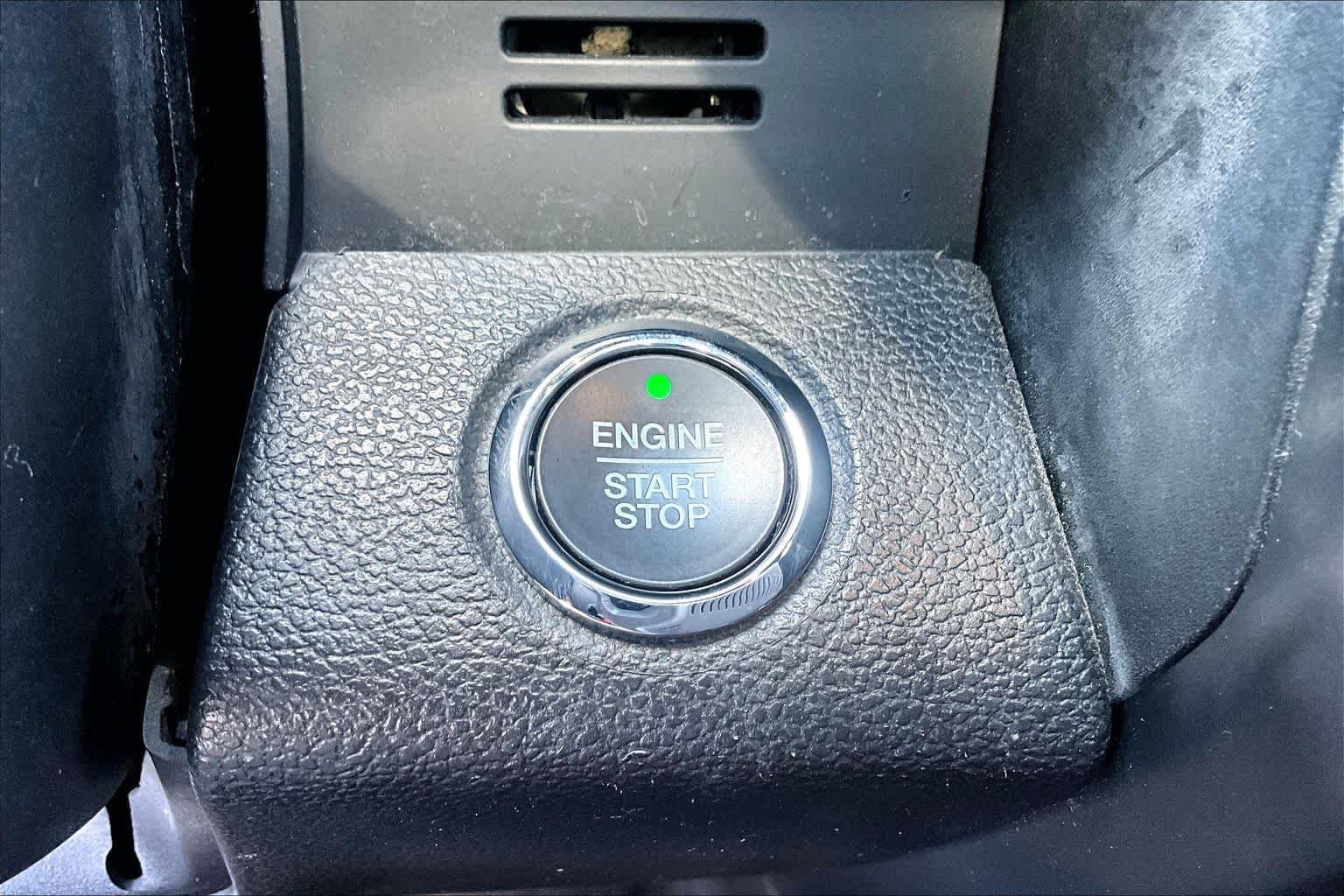 Used 2019 Magma Red Ford LARIAT image 35