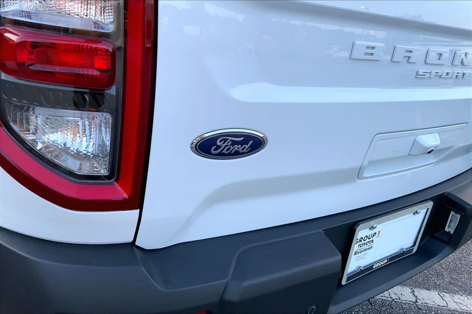 Used 2025 Oxford White Ford Outer Banks image 28