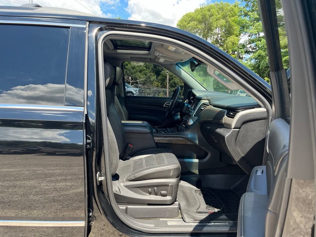 Used 2018 Onyx Black GMC Denali image 39