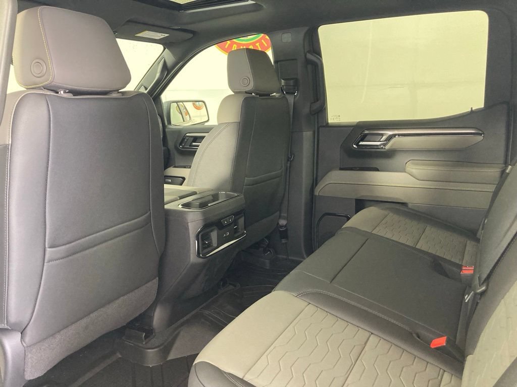 2026 Chevrolet Silverado 1500 ZR2 - Photo 15