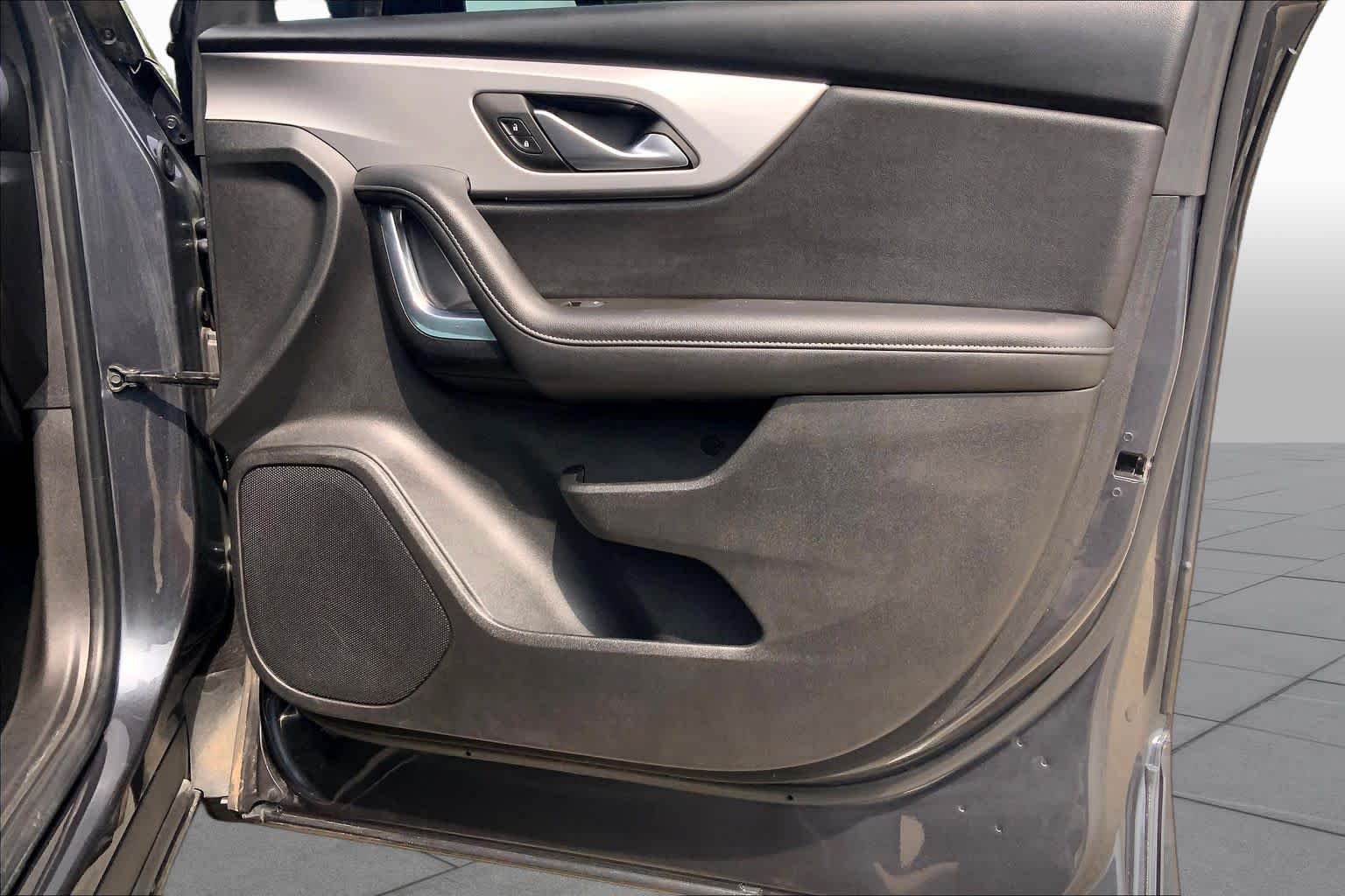 Used 2022 Iron Gray Metallic Chevrolet LT image 22