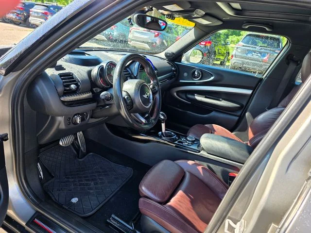 Used 2017 Silver Metallic MINI Clubman image 14
