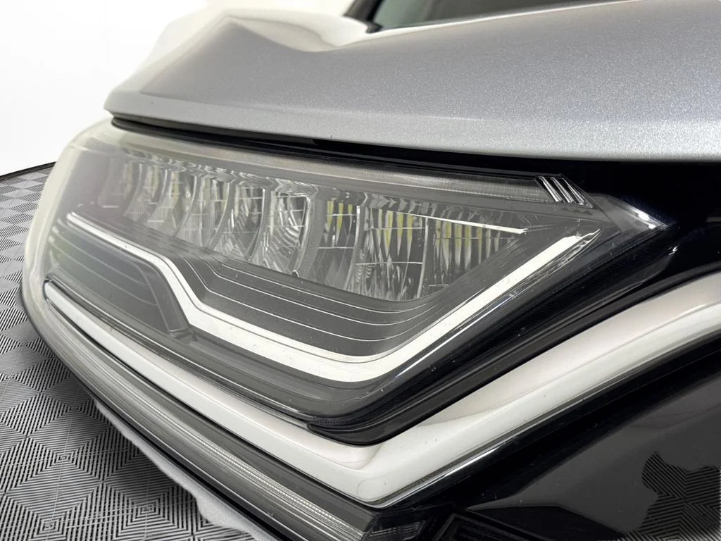 2022 Honda CR-V Touring - Photo 17