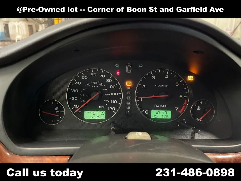 Used 2004 Silver Subaru 2.5 image 22