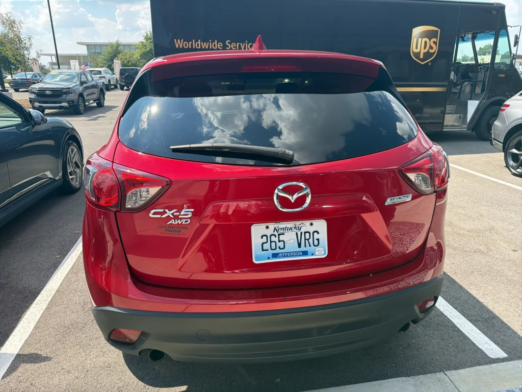 Used 2016 Soul Red Metallic Mazda Grand Touring image 8