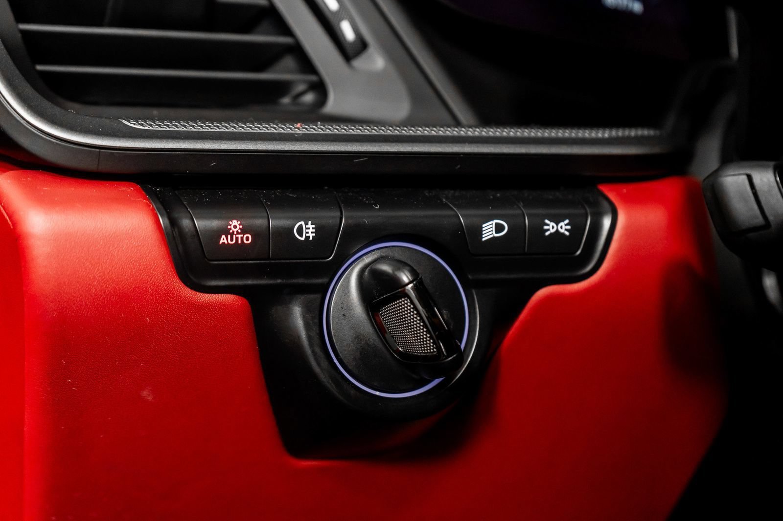 Used 2023  Porsche Carrera 4S image 42