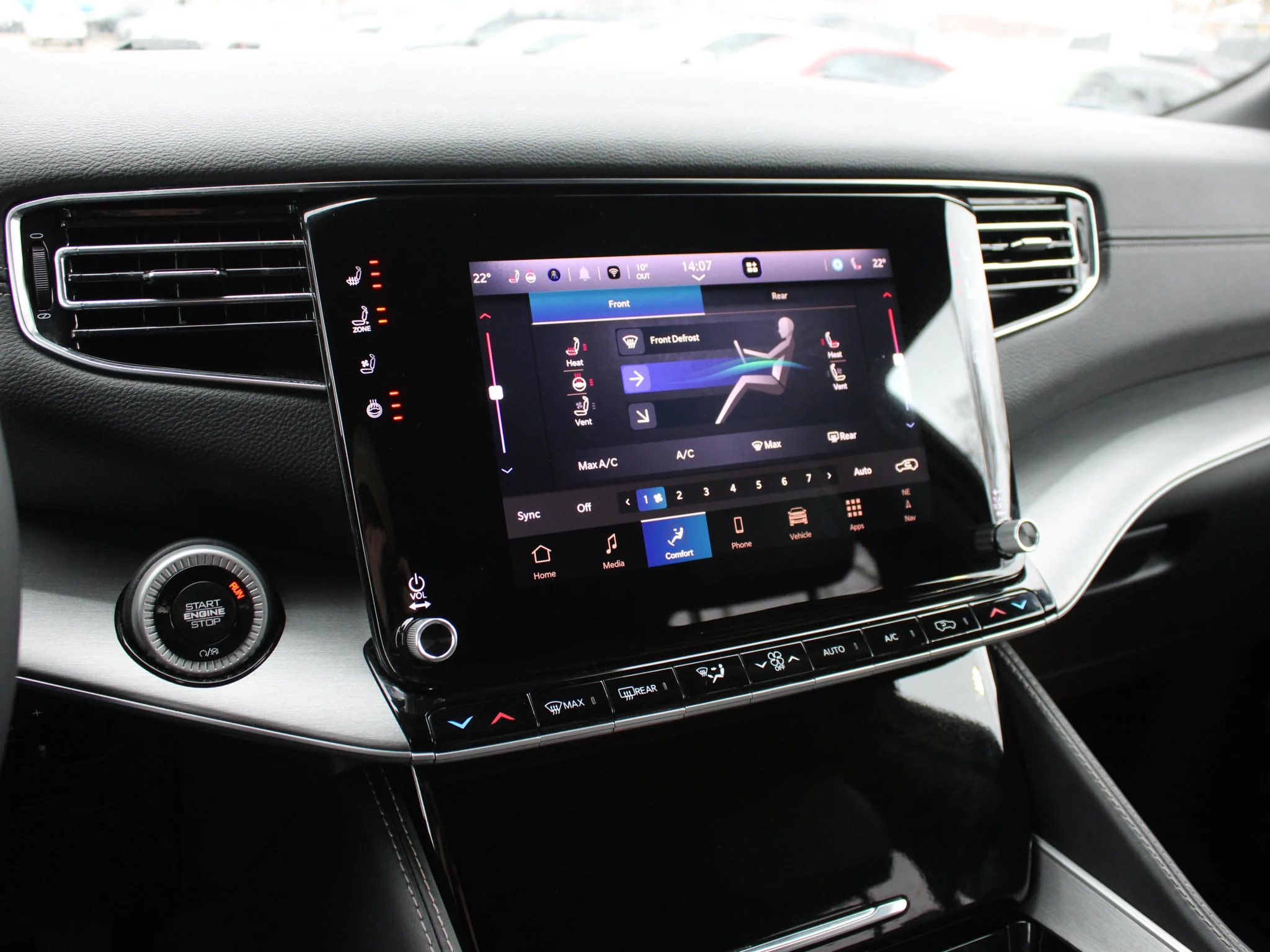 Used 2025 White Jeep Series II Carbide * HD Trailer?Tow | Three Panel Sunroof | 8 Seats | Heated Seats | Apple CarPlay image 33